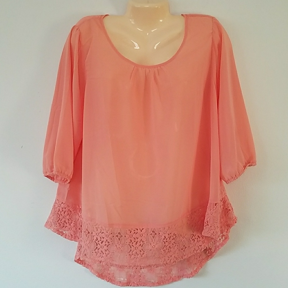Zenobia Peach Hi-Lo Lace Trimmed Blouse 2X